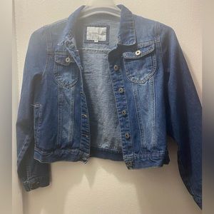 Crop Jean Jacket | The Style Between Us